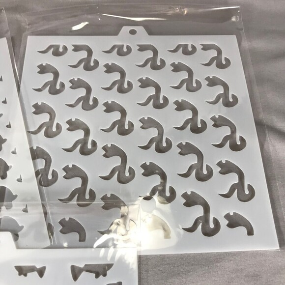 Plastic Cookie Decorating Stencils Lot of 3 - Picture 3 of 4